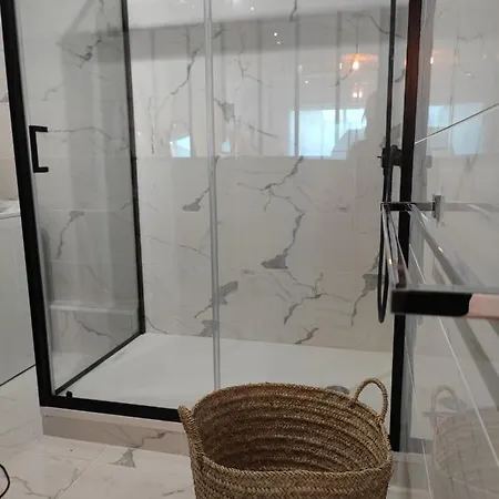 아파트 La Plages Et Centre A Pied 콩카르노